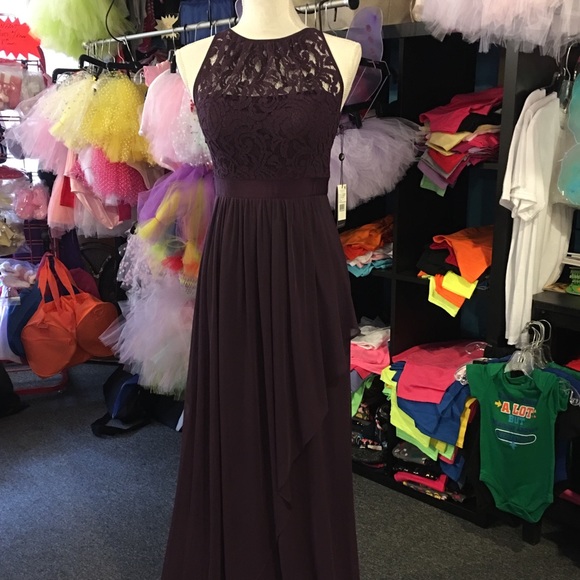 Dress - Picture 1 of 7